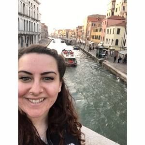 Meet your Posher, Destiny